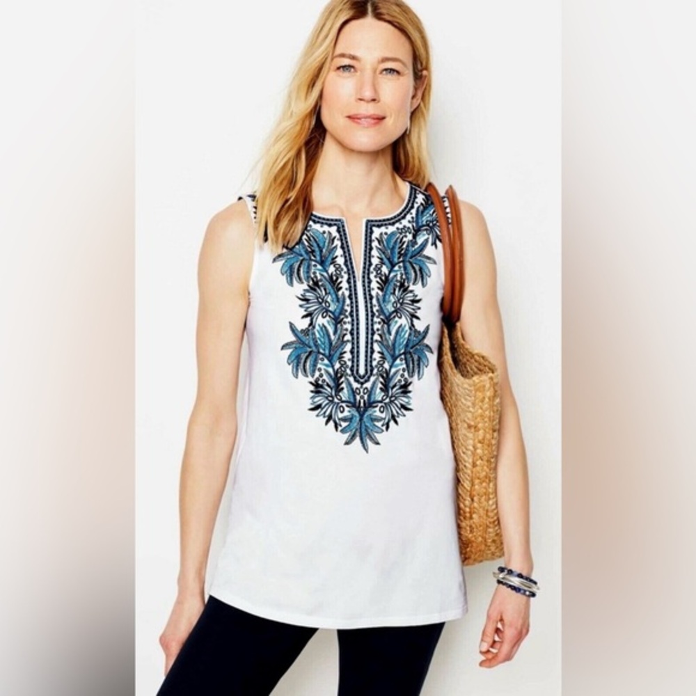 J. Jill White Sleeveless Blouse with Blue Embroidery Women’s Petite Small